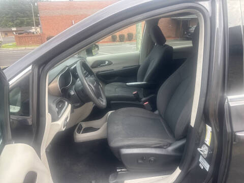 2017 Chrysler Pacifica Touring