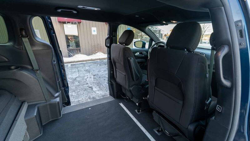2022 Chrysler Pacifica Touring
