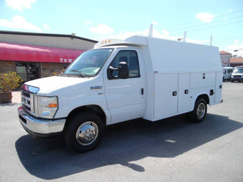 2015 Ford E-350