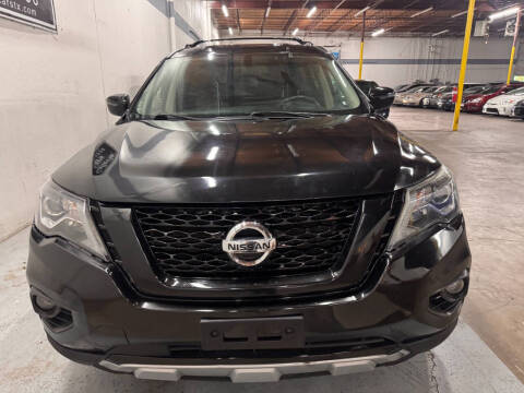 2019 Nissan Pathfinder SV