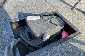 2022 Lowe Boats Legacy