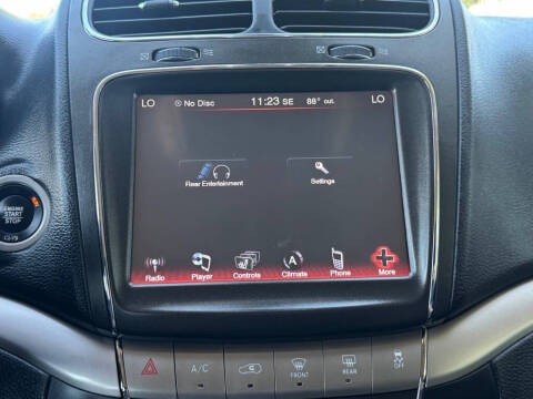2018 Dodge Journey Crossroad