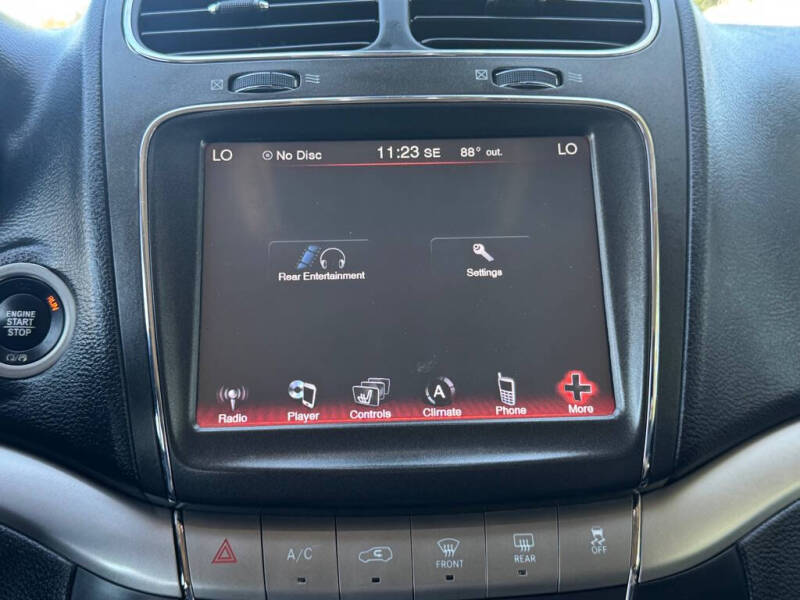 2018 Dodge Journey Crossroad