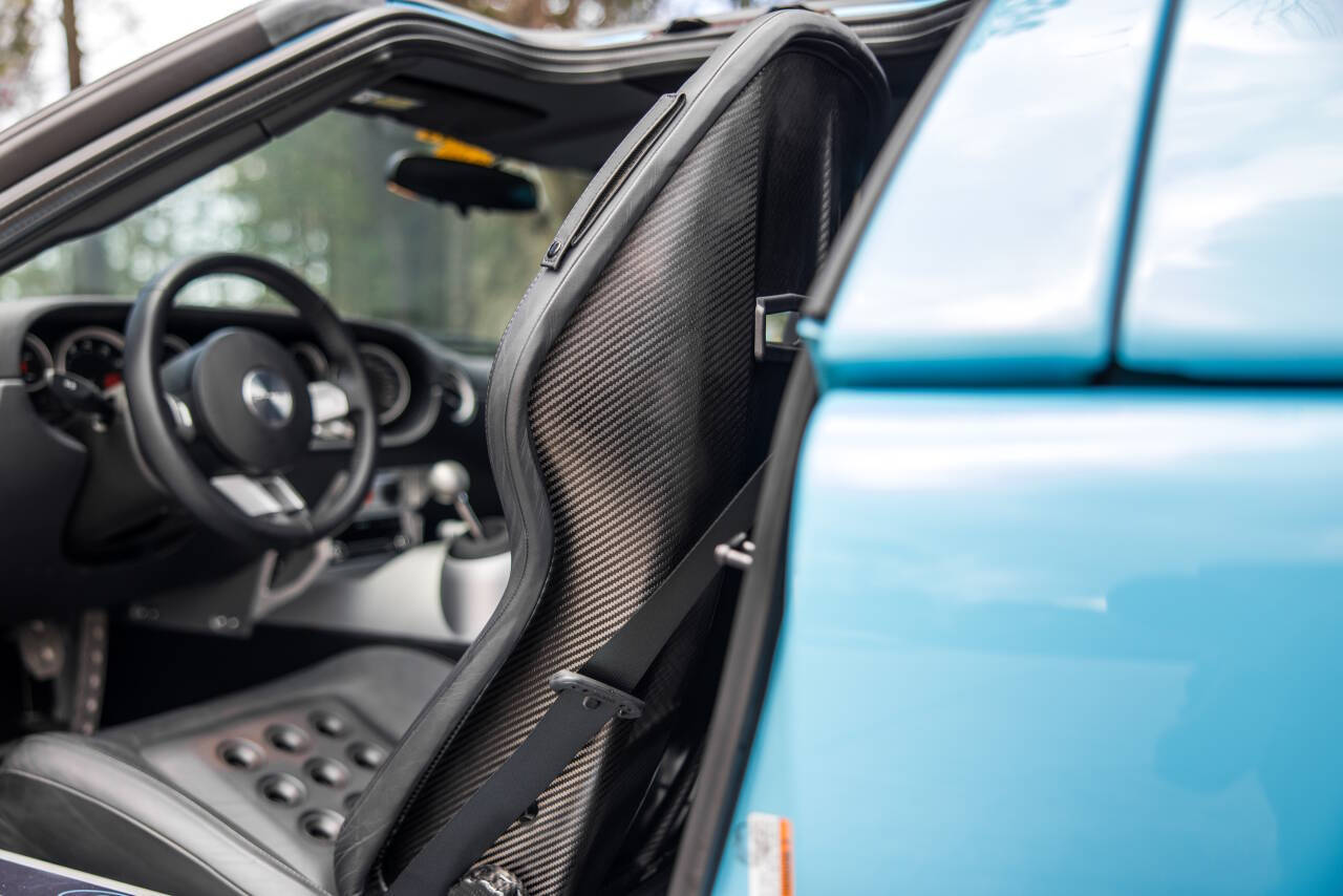 2006 Ford GT 31