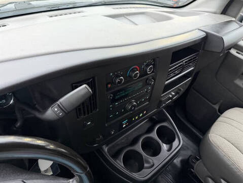 2020 Chevrolet Express LS 3500