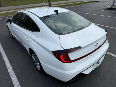 2022 Hyundai Sonata SEL