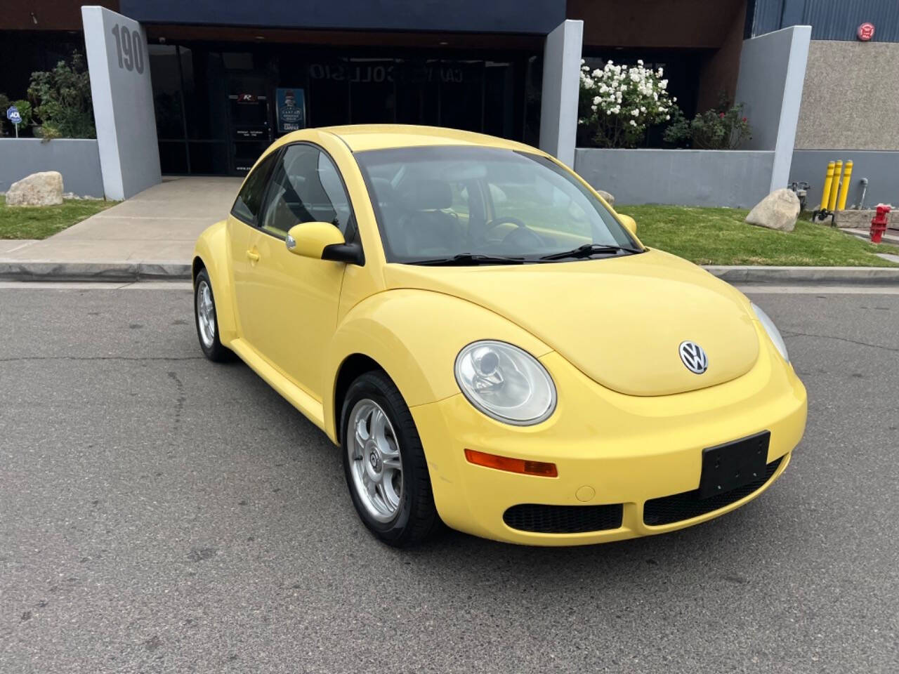 2008 Volkswagen New Beetle for sale at ZRV AUTO INC in Brea, CA