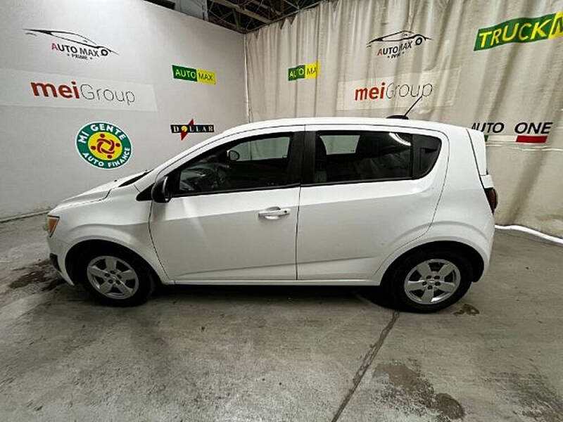 2016 Chevrolet Sonic LS Auto