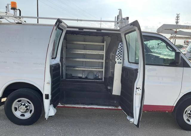 2011 Chevrolet Express 2500