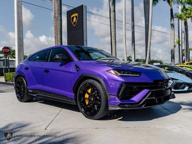 2023 Lamborghini Urus Performante