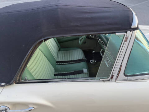 1957 Ford Thunderbird