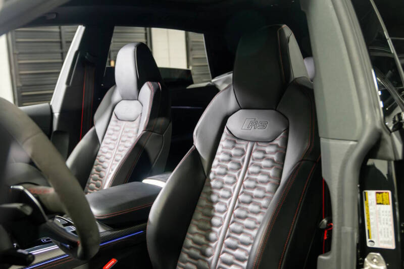 2024 Audi RS Q8 4.0T quattro