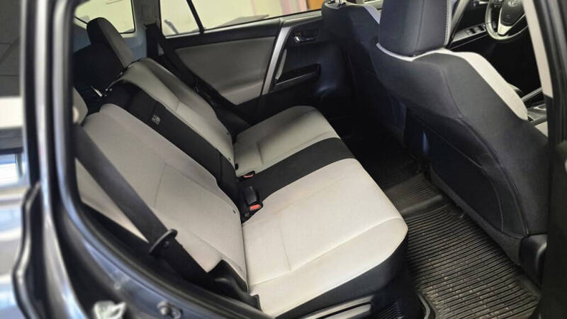 2017 Toyota RAV4 Hybrid XLE