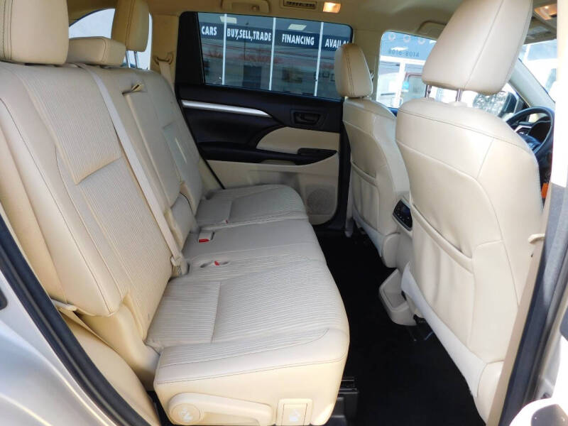 2016 Toyota Highlander LE Plus