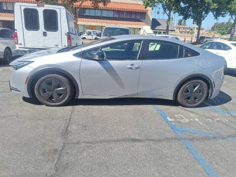 2024 Toyota Prius LE