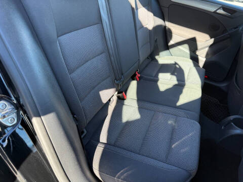 2011 Volkswagen Golf 2.5L PZEV