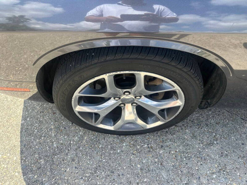 2015 Dodge Challenger SXT Plus