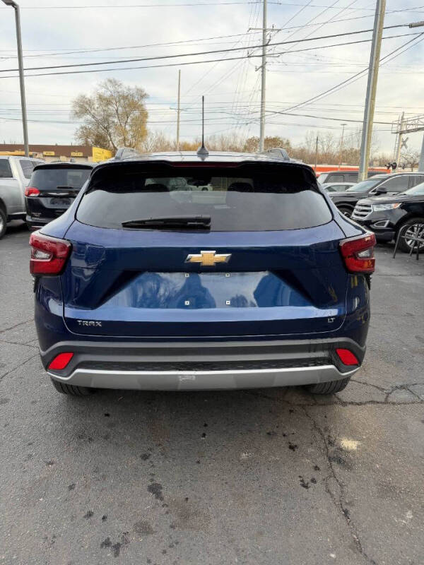 2024 Chevrolet Trax LT