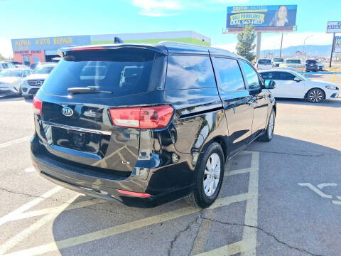 2017 Kia Sedona LX