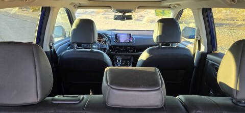 2022 Nissan Rogue SL