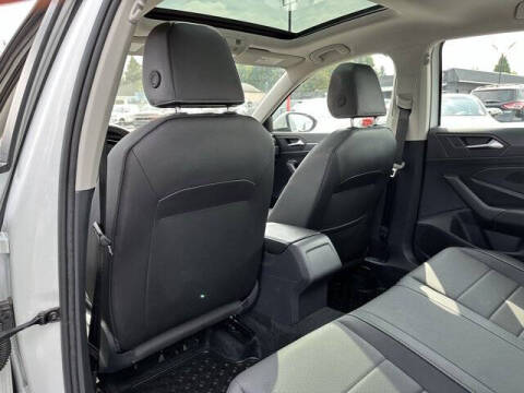 2024 Volkswagen Jetta SE