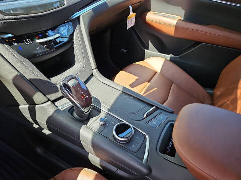 2025 Cadillac XT5 Premium Luxury