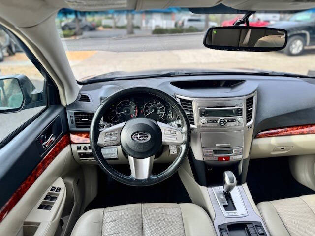 2011 Subaru Outback 2.5i Limited