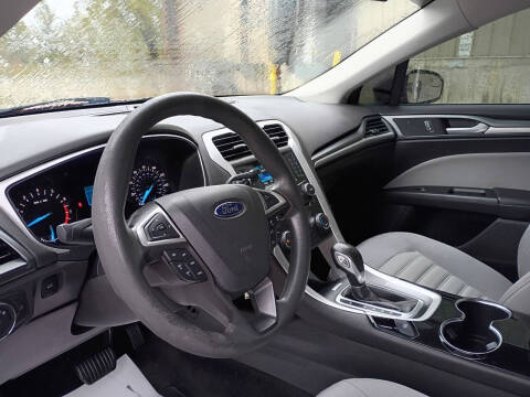 2014 Ford Fusion S