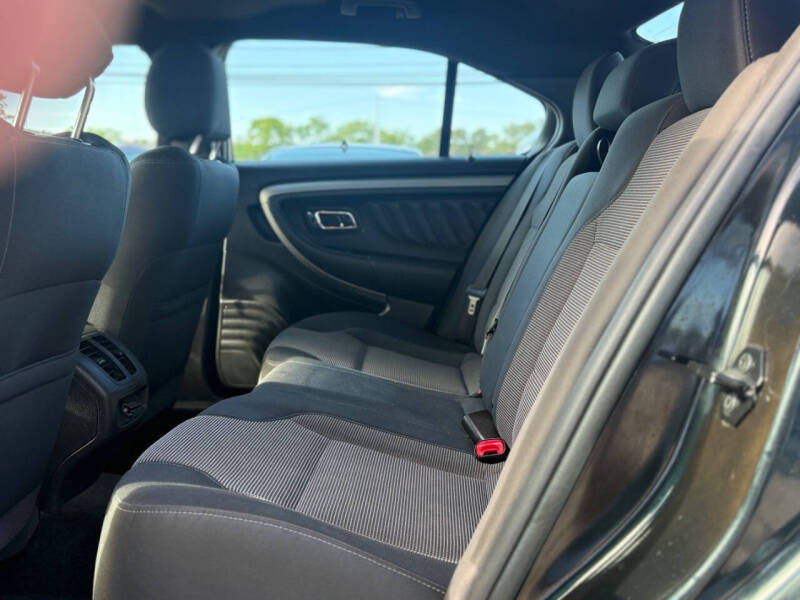 2014 Ford Taurus SEL