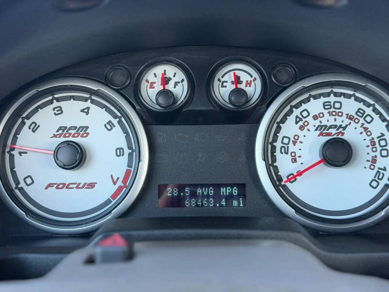 2009 Ford Focus SES