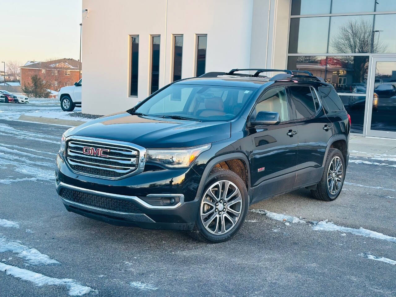 2019 GMC Acadia SLT-1's photo