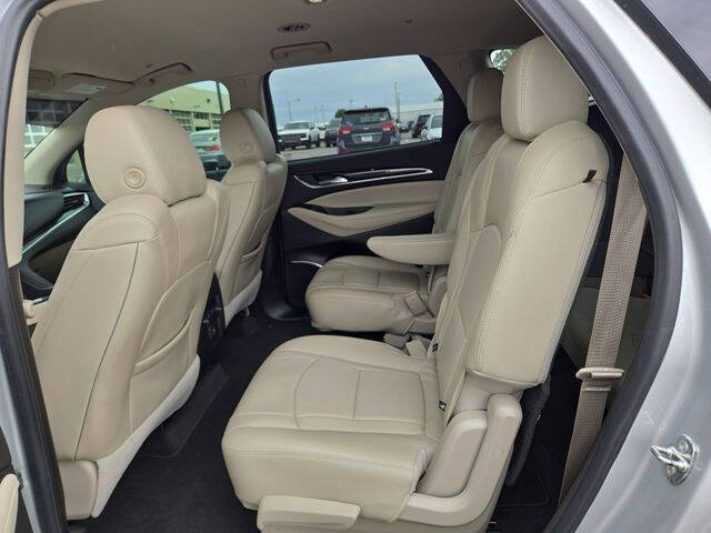 2020 Buick Enclave Essence