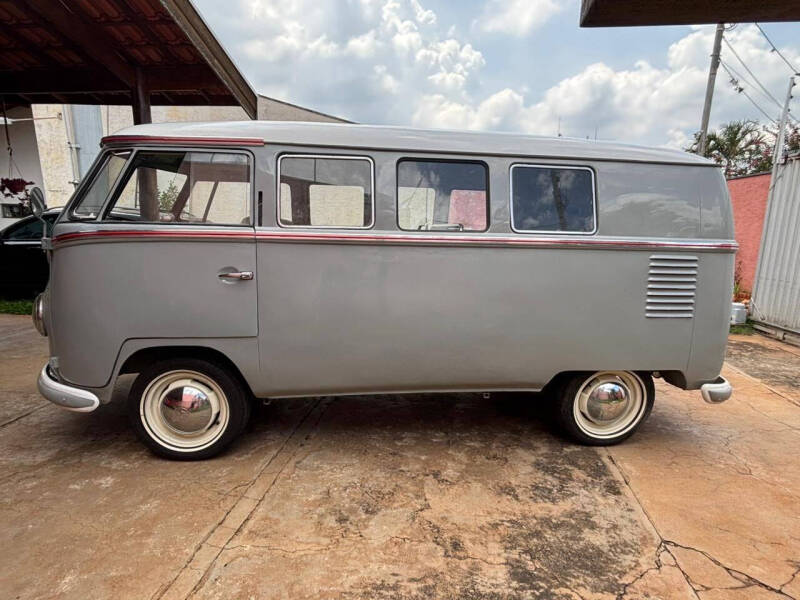 1960 Volkswagen Bus