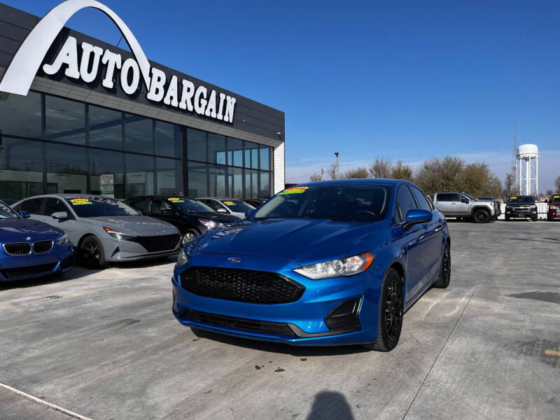 2019 Ford Fusion SE's photo