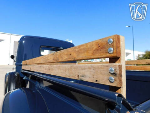 1946 Ford F-100