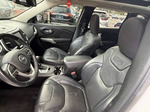 2017 Jeep Cherokee Overland