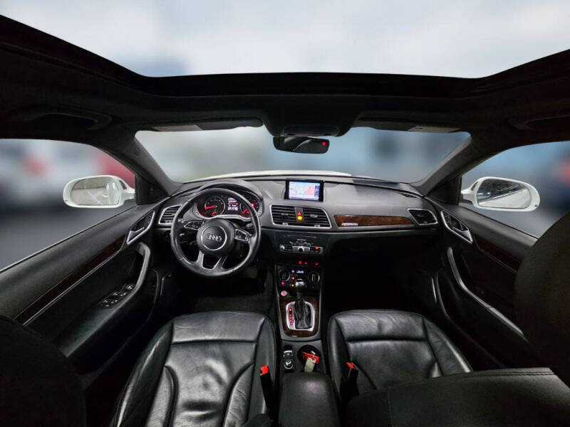 2018 Audi Q3 2.0T quattro Premium Plus