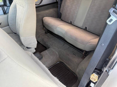 2005 Jeep Wrangler SE