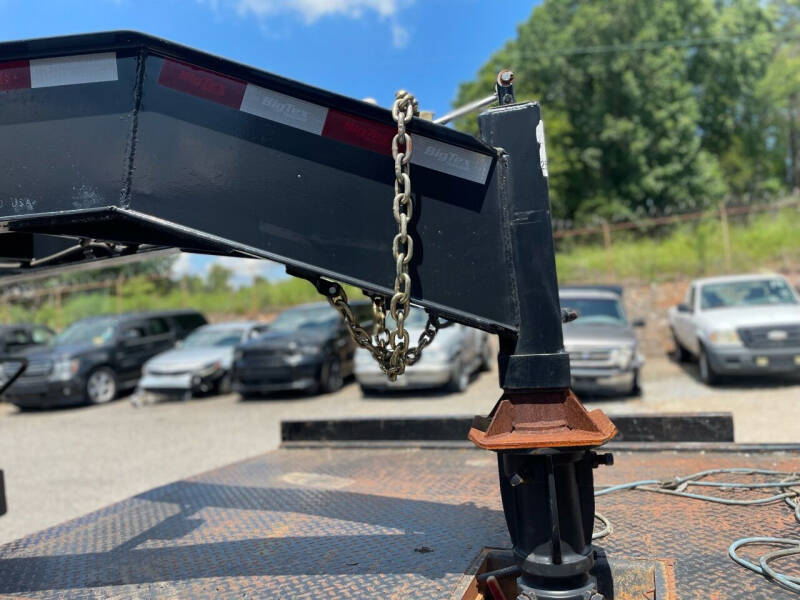 2020 Big Tex Trailer 25GN