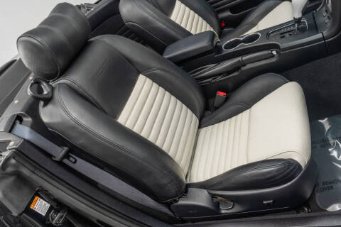 2003 Ford Thunderbird