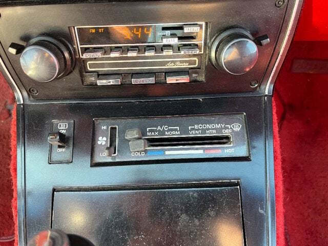 1982 Chevrolet Corvette 42