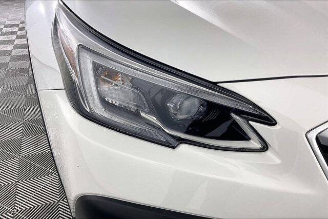 2022 Subaru Outback Touring XT