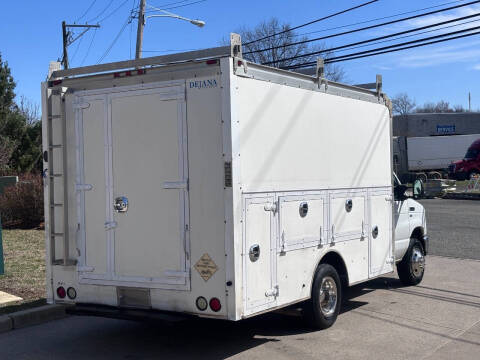 2012 Ford E-Series E-350 SD