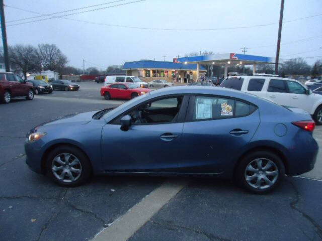 2015 Mazda MAZDA3 i Sport