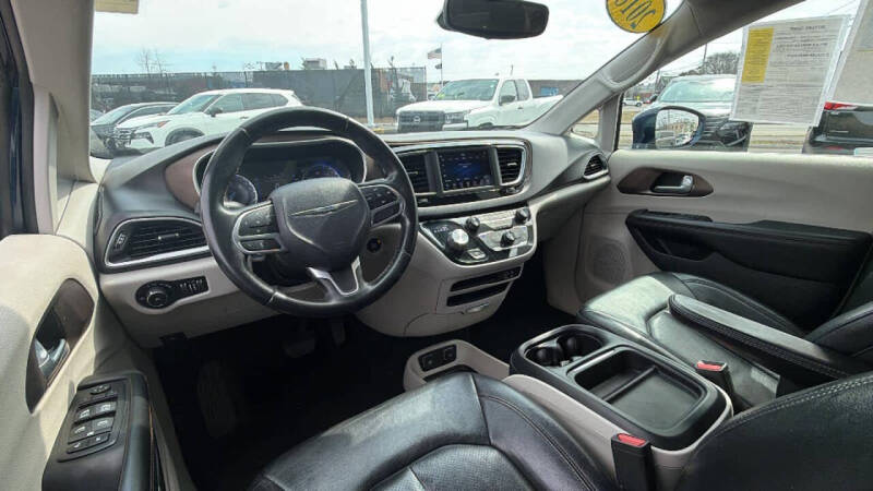 2018 Chrysler Pacifica Touring L