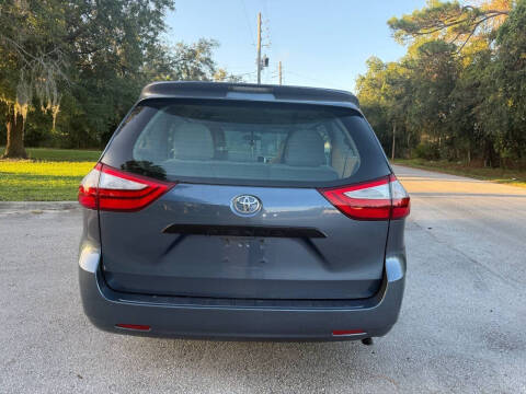 2015 Toyota Sienna L 7-Passenger