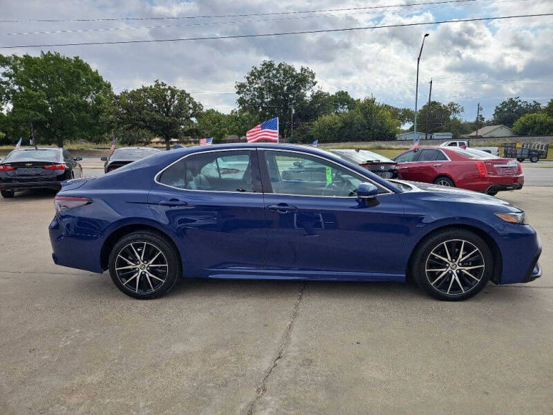 2024 Toyota Camry SE Nightshade