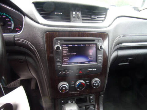 2017 Chevrolet Traverse LT