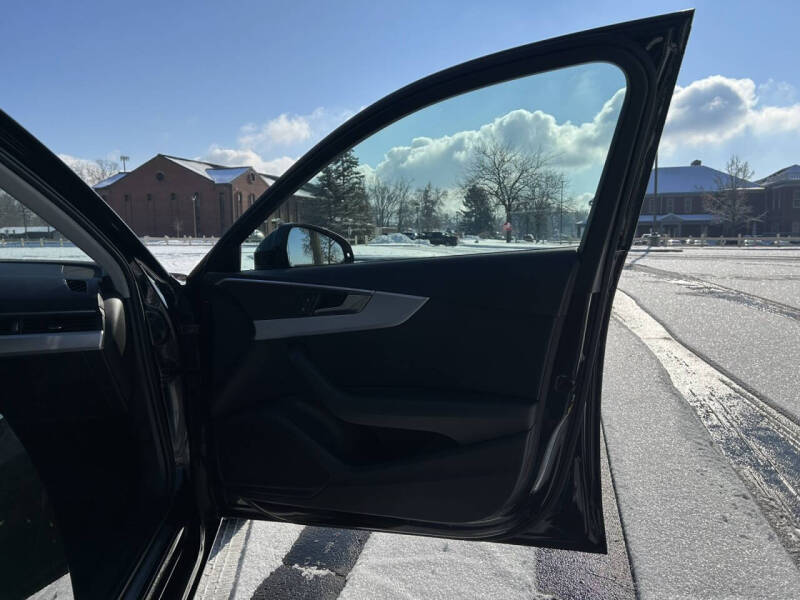 2017 Audi A4 2.0T quattro Premium