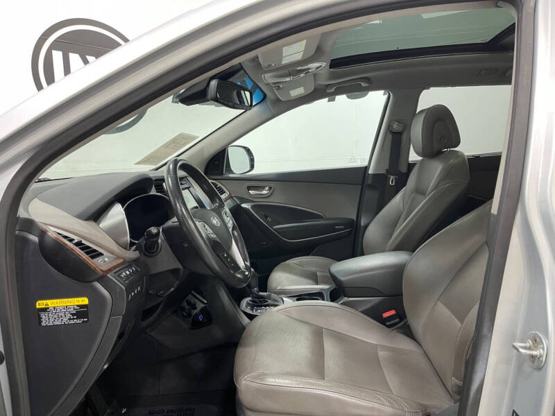 2017 Hyundai Santa Fe SE Ultimate